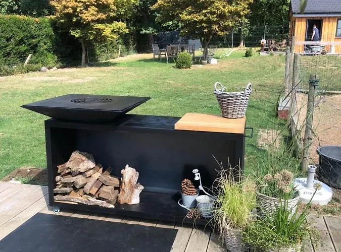 A L'orée Du Bois Maison De Hébergement de vacances *